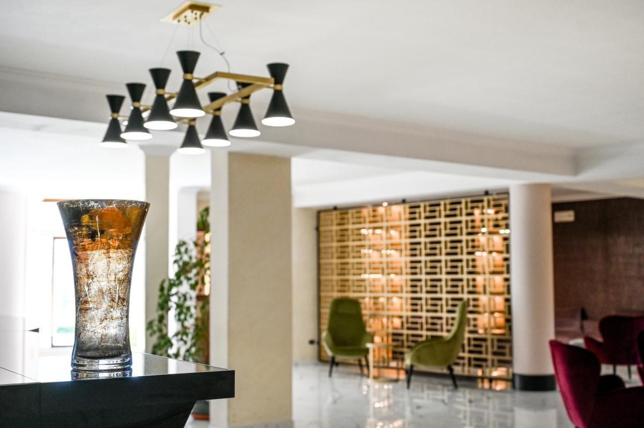 Roma Domus Hotel Ponzano Romano Exteriör bild
